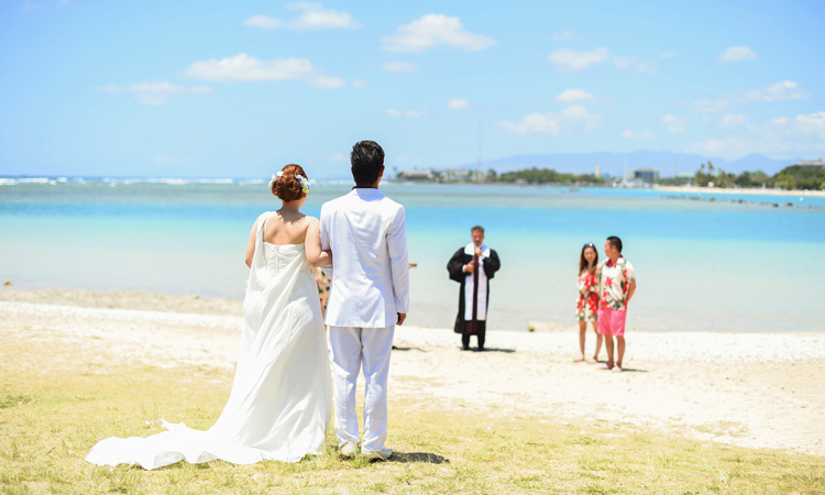 プリンセス ビーチウェディング ビーチフォトプラン ハワイで結婚式 ウェディングするならロイヤルカイラ