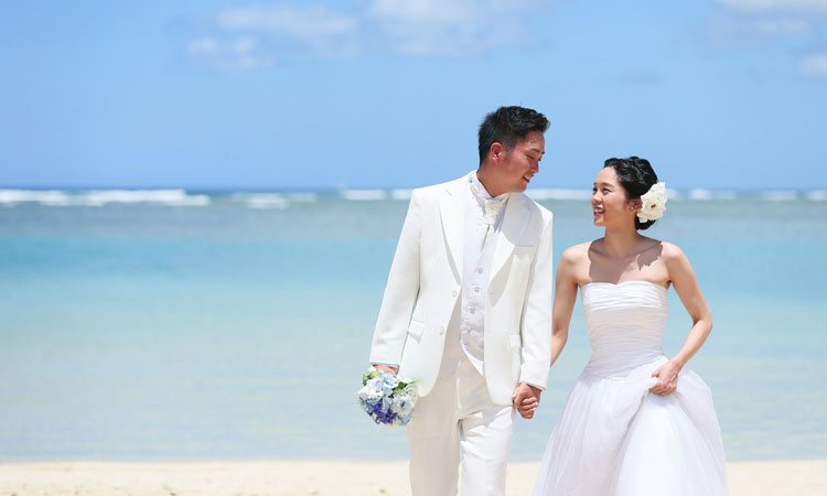 スペシャル挙式 ビーチフォトプラン ハワイ結婚式 フォトウェディング 前撮り ロイヤルカイラ